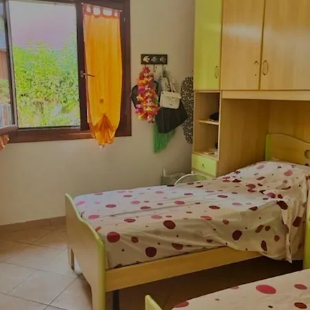Villa Iss Travel, Molly's Garden - 2-bedroom With Air-condition San Teodoro (Sardinia)